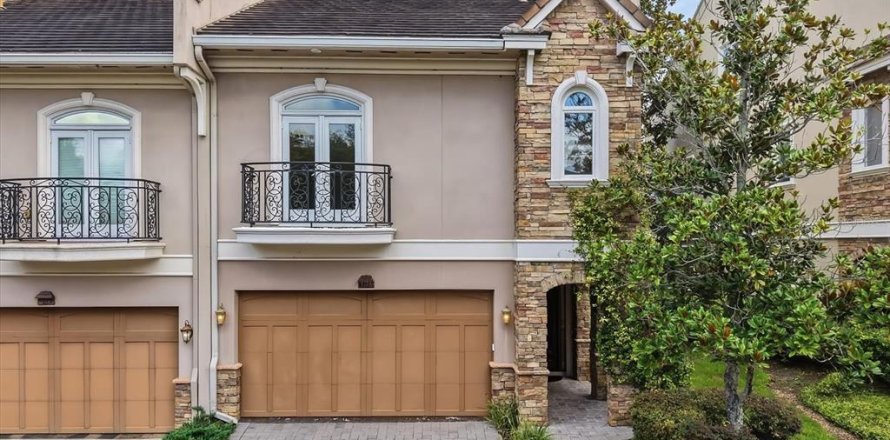 Touwnhouse à Tarpon Springs, Floride 3 chambres, 294.5 m2 № 2399488