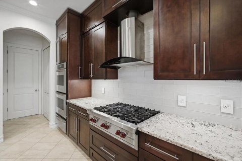 Touwnhouse à louer à Tarpon Springs, Floride: 3 chambres, 294.5 m2 № 2399488 - photo 12