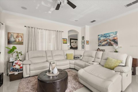 House in Orlando, Florida 4 bedrooms, 303.98 sq.m. № 2267452 - photo 17