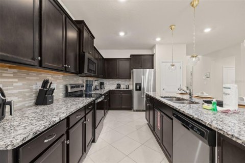 Villa ou maison à vendre à Davenport, Floride: 8 chambres, 373.93 m2 № 2411470 - photo 20