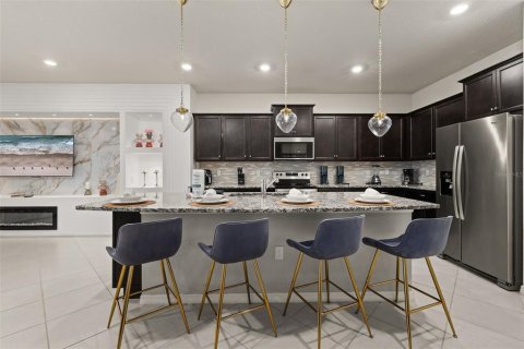Villa ou maison à vendre à Davenport, Floride: 8 chambres, 373.93 m2 № 2411470 - photo 18