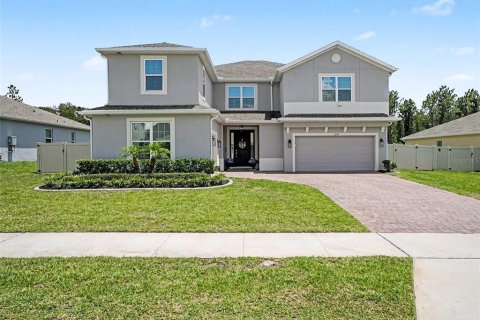 House in Mount Dora, Florida 6 bedrooms, 425.77 sq.m. № 2149258