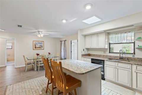 House in Palm Coast, Florida 3 bedrooms, 144.93 sq.m. № 1772896 - photo 30