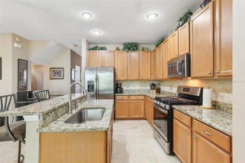 Adosado en venta en Tampa, Florida, 3 dormitorios, 178.93 m2 № 1618584 - foto 4