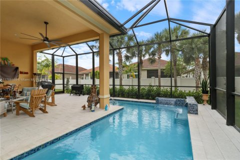 House in Parkland, Florida 3 bedrooms, 219.81 sq.m. № 1728638 - photo 19