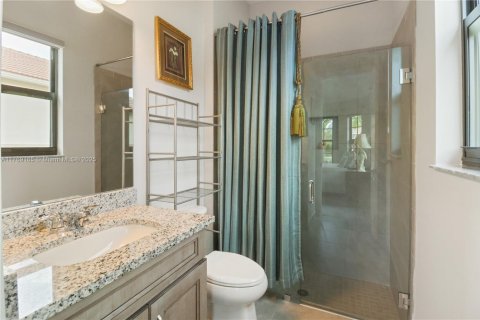House in Parkland, Florida 3 bedrooms, 219.81 sq.m. № 1728638 - photo 17