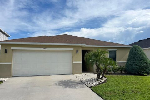 House in Kissimmee, Florida 4 bedrooms, 163.23 sq.m. № 1842153 - photo 1