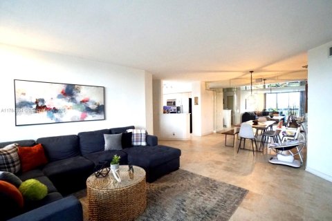 Condominio en venta en Aventura, Florida, 2 dormitorios, 109.72 m2 № 1706159 - foto 6