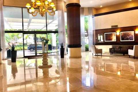 Condominio en venta en Aventura, Florida, 2 dormitorios, 109.72 m2 № 1706159 - foto 13