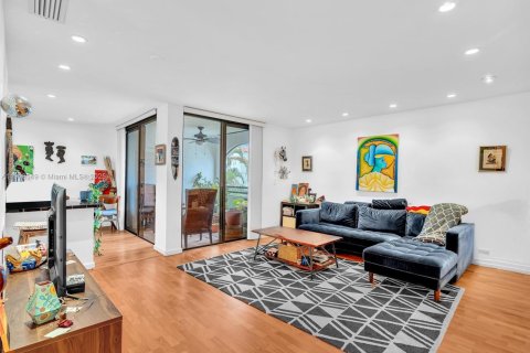 Снять в аренду кондоминиум в Авентура, Флорида 1 спальня, 86.03м2, № 1973260 - фото 5