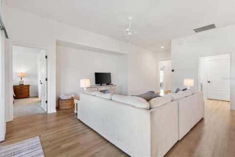Casa en venta en The Villages, Florida, 3 dormitorios, 137.22 m2 № 2428758 - foto 5