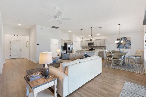 Casa en venta en The Villages, Florida, 3 dormitorios, 137.22 m2 № 2428758 - foto 3