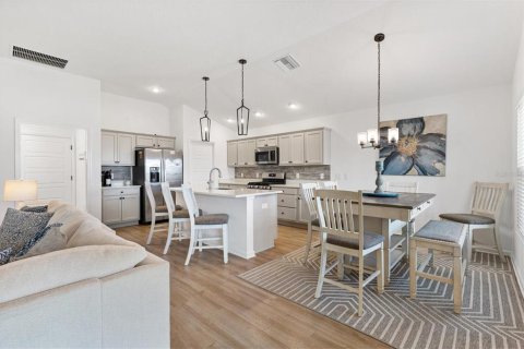 Casa en venta en The Villages, Florida, 3 dormitorios, 137.22 m2 № 2428758 - foto 11