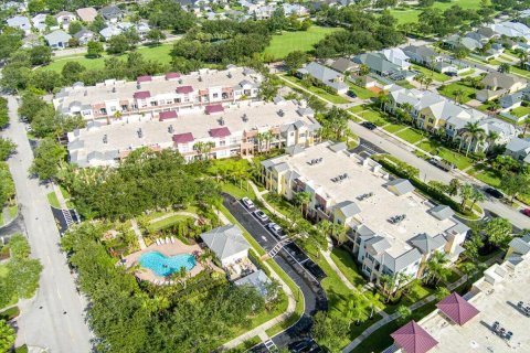 Condominio en venta en Port St. Lucie, Florida, 3 dormitorios, 165.64 m2 № 2192576 - foto 30