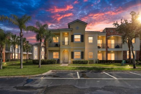 Condominio en Port St. Lucie, Florida, 3 dormitorios  № 2192576