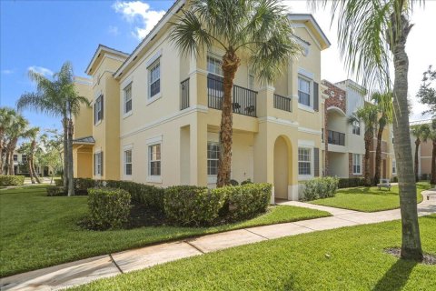 Condominio en venta en Port St. Lucie, Florida, 3 dormitorios, 165.64 m2 № 2192576 - foto 2