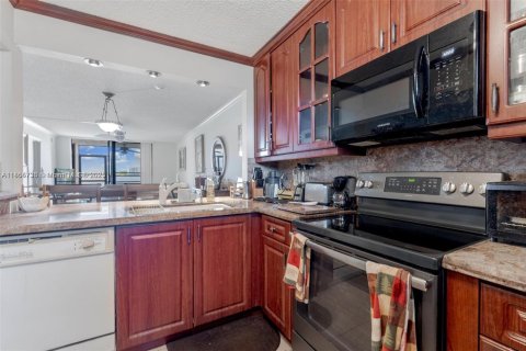 Copropriété à vendre à Oakland Park, Floride: 2 chambres, 85.47 m2 № 1897244 - photo 4