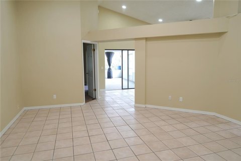 House in Plant City, Florida 3 bedrooms, 139.73 sq.m. № 2149018 - photo 6