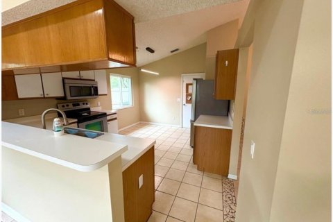 House in Plant City, Florida 3 bedrooms, 139.73 sq.m. № 2149018 - photo 26