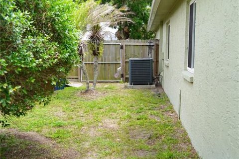 House in Plant City, Florida 3 bedrooms, 139.73 sq.m. № 2149018 - photo 30