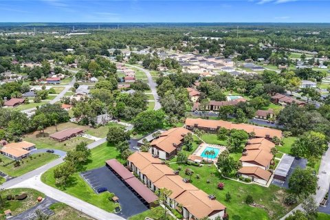 Condominio en Ocala, Florida, 2 dormitorios № 2114114