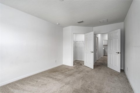 Townhouse in Sarasota, Florida 3 bedrooms, 172.15 sq.m. № 2273014 - photo 20