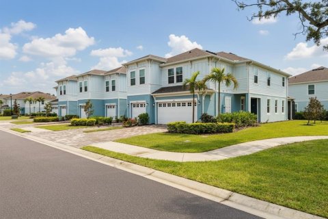Townhouse in Sarasota, Florida 3 bedrooms, 172.15 sq.m. № 2273014 - photo 29