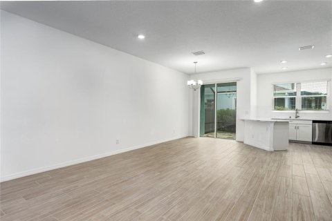 Townhouse in Sarasota, Florida 3 bedrooms, 172.15 sq.m. № 2273014 - photo 7