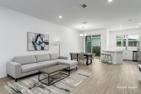 Townhouse in Sarasota, Florida 3 bedrooms, 172.15 sq.m. № 2273014 - photo 8