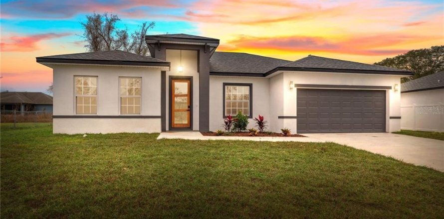 House in Ocala, Florida 4 bedrooms, 164.81 sq.m. № 1622352