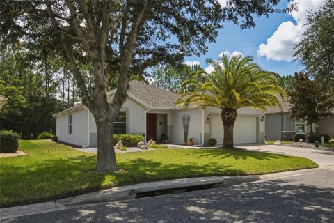 House in Ocala, Florida 2 bedrooms, 148.27 sq.m. № 2299793