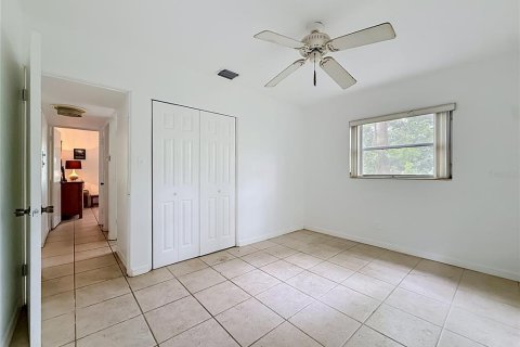 House in Saint Petersburg, Florida 2 bedrooms, 125.42 sq.m. № 2104566 - photo 19