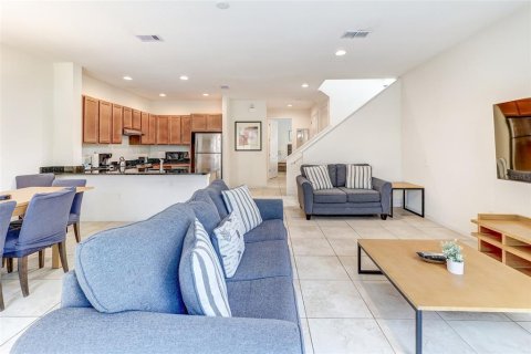 Adosado en venta en Kissimmee, Florida, 3 dormitorios, 178.65 m2 № 1904254 - foto 21
