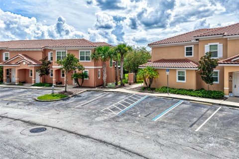 Adosado en venta en Kissimmee, Florida, 3 dormitorios, 178.65 m2 № 1904254 - foto 3