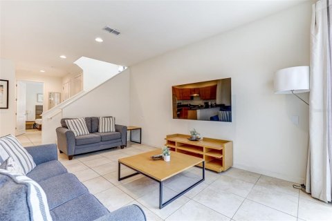 Adosado en venta en Kissimmee, Florida, 3 dormitorios, 178.65 m2 № 1904254 - foto 20