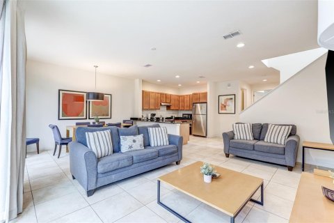 Adosado en venta en Kissimmee, Florida, 3 dormitorios, 178.65 m2 № 1904254 - foto 18