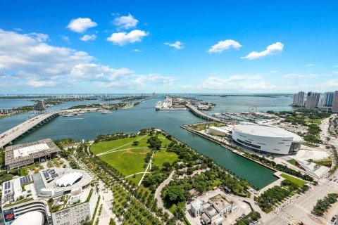 Copropriété à louer à Miami, Floride: 5 chambres, 401.99 m2 № 1878827 - photo 29
