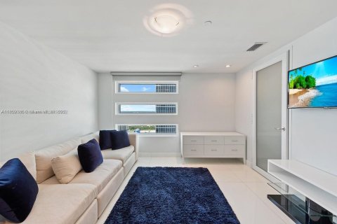Copropriété à louer à Miami, Floride: 5 chambres, 401.99 m2 № 1878827 - photo 9