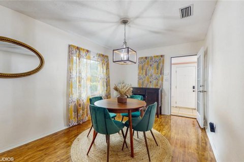 House in Saint Petersburg, Florida 2 bedrooms, 112.78 sq.m. № 1824252 - photo 7