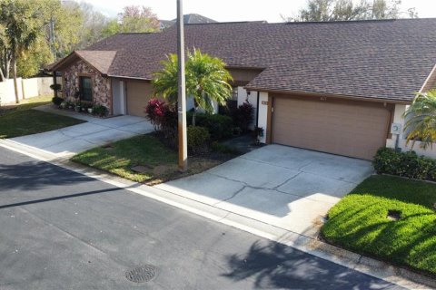 Touwnhouse à vendre à Tampa, Floride: 2 chambres, 102.1 m2 № 2144911 - photo 2