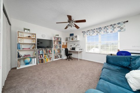 House in Orlando, Florida 5 bedrooms, 254.27 sq.m. № 1576468 - photo 21