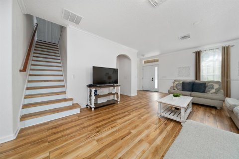 House in Orlando, Florida 5 bedrooms, 254.27 sq.m. № 1576468 - photo 5