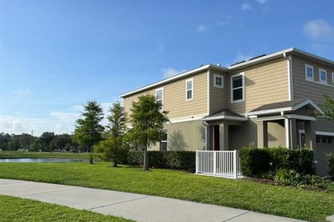 Adosado en venta en Kissimmee, Florida, 3 dormitorios, 164.53 m2 № 2100980 - foto 15