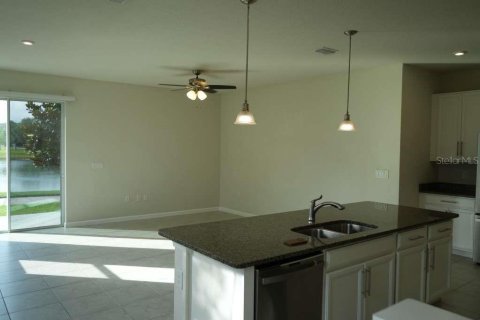 Adosado en venta en Kissimmee, Florida, 3 dormitorios, 164.53 m2 № 2100980 - foto 22