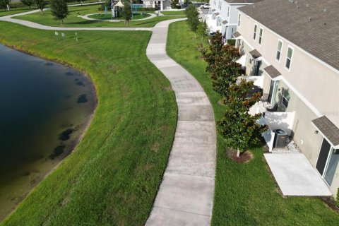 Adosado en venta en Kissimmee, Florida, 3 dormitorios, 164.53 m2 № 2100980 - foto 6