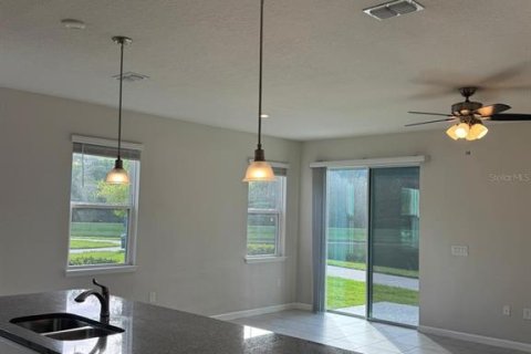 Adosado en venta en Kissimmee, Florida, 3 dormitorios, 164.53 m2 № 2100980 - foto 20