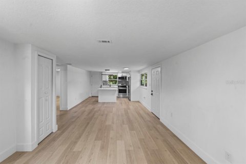 Casa en venta en Sanford, Florida, 3 dormitorios, 85.1 m2 № 1917185 - foto 12