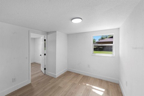 House in Sanford, Florida 3 bedrooms, 85.1 sq.m. № 1917185 - photo 19