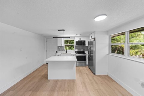 Casa en venta en Sanford, Florida, 3 dormitorios, 85.1 m2 № 1917185 - foto 4
