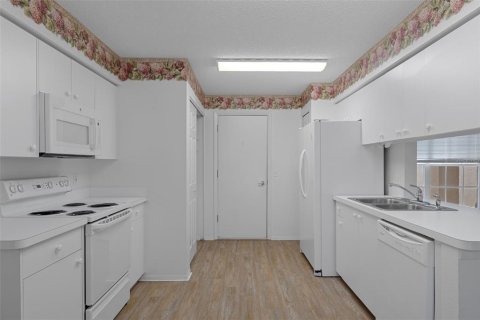 Casa en venta en Spring Hill, Florida, 2 dormitorios, 101.17 m2 № 2113634 - foto 16